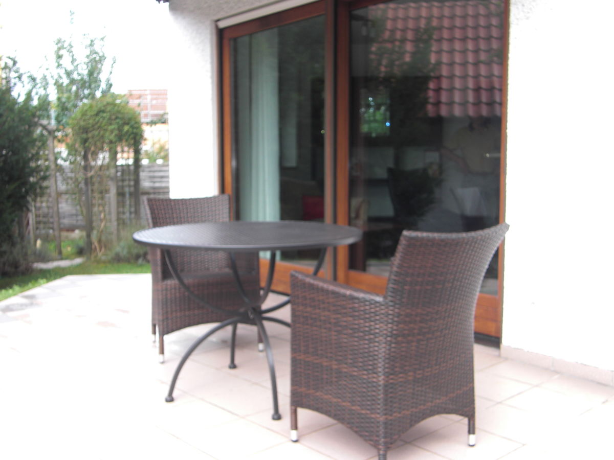 Holiday apartment noble holiday apartment with terrace in 82166 Gräfelfing-Lochham