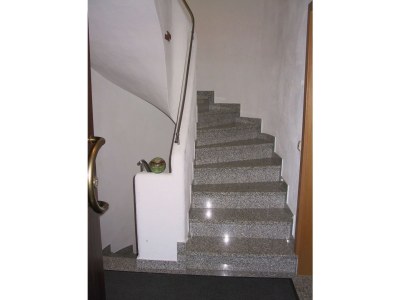 Holiday apartment noble holiday apartment with terrace in 82166 Gräfelfing-Lochham - Outdoor photo 5