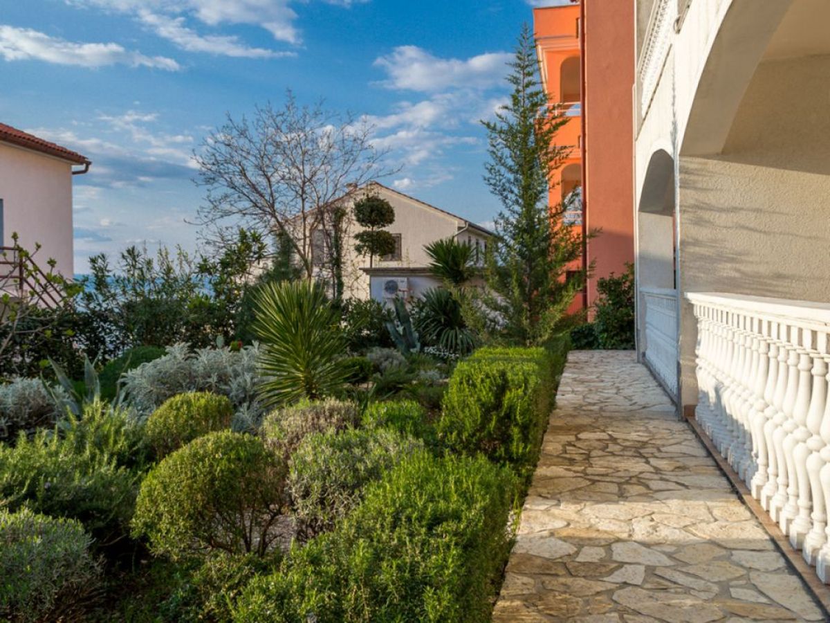 Holiday apartment Filip 1 - Outdoor photo 5