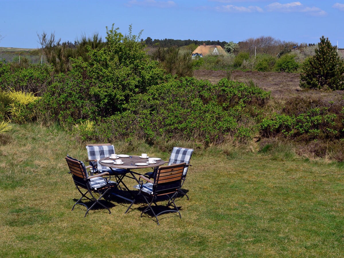 Holiday house "Wattfrieden" - Outdoor photo 5