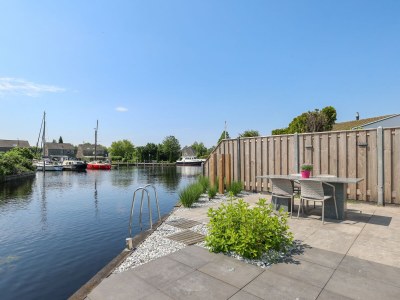 Bungalow On the water with a hot tub - Outdoor photo 8