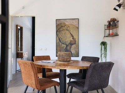 Bungalow On the water with a hot tub - Features photo 16