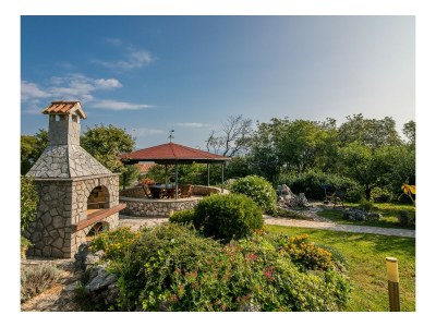 Holiday apartment Sara – Garten & Grill, in der Nähe des Sandstrandes Sv. Marek - Outdoor photo 8