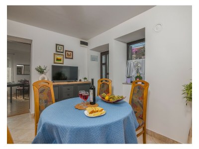 Holiday apartment Sara – Garten & Grill, in der Nähe des Sandstrandes Sv. Marek - Features photo 11