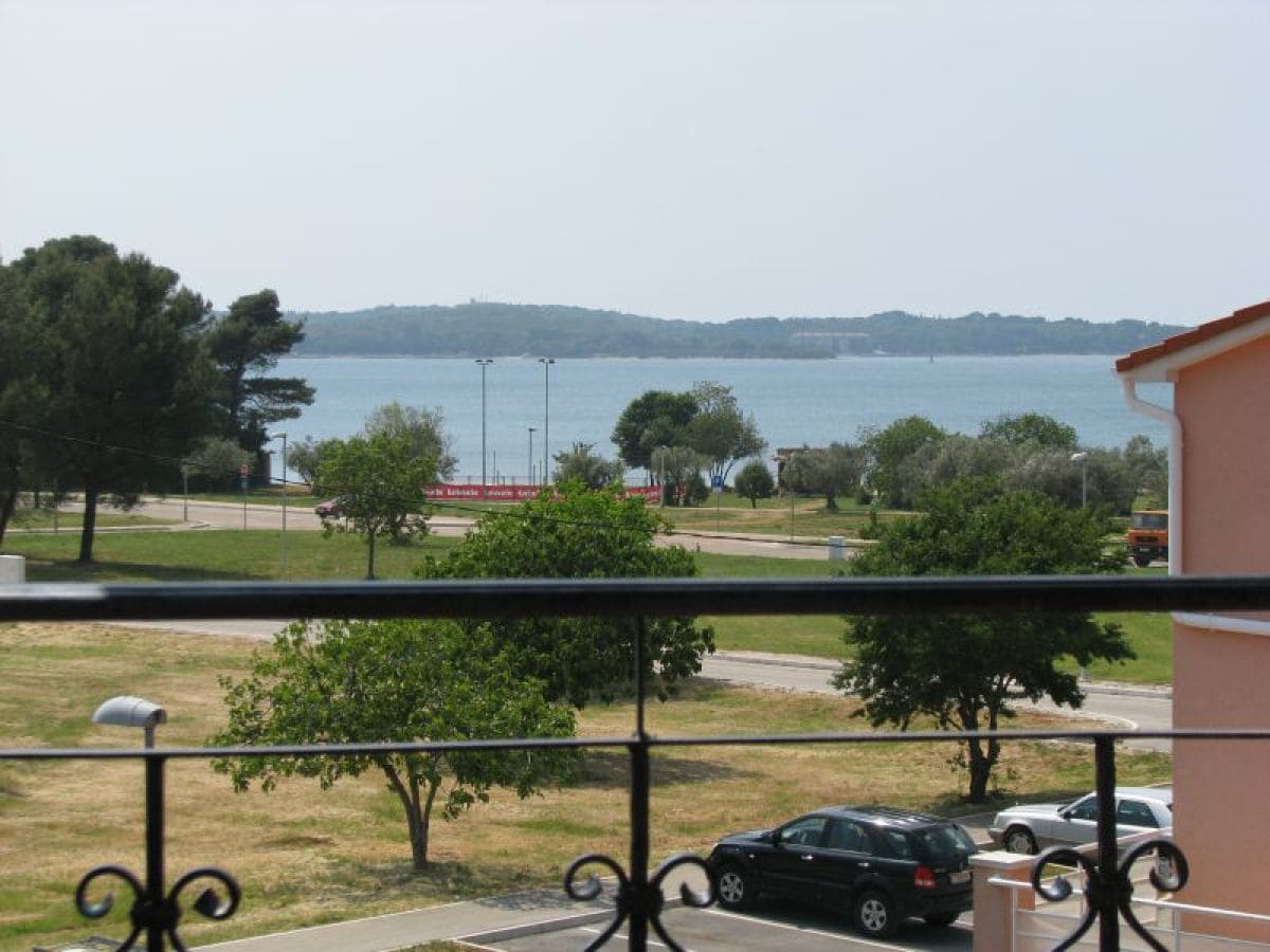 Holiday apartment Apartment N.1 (3+2) 150 m from the beach - Outdoor photo 2