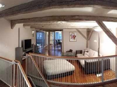 Holiday apartment warehouse loft at historic port - Features photo 11