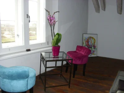 Holiday apartment warehouse loft at historic port - Features photo 13