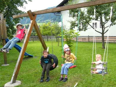 Holiday house House for two families in the mountains - Environment photo 23