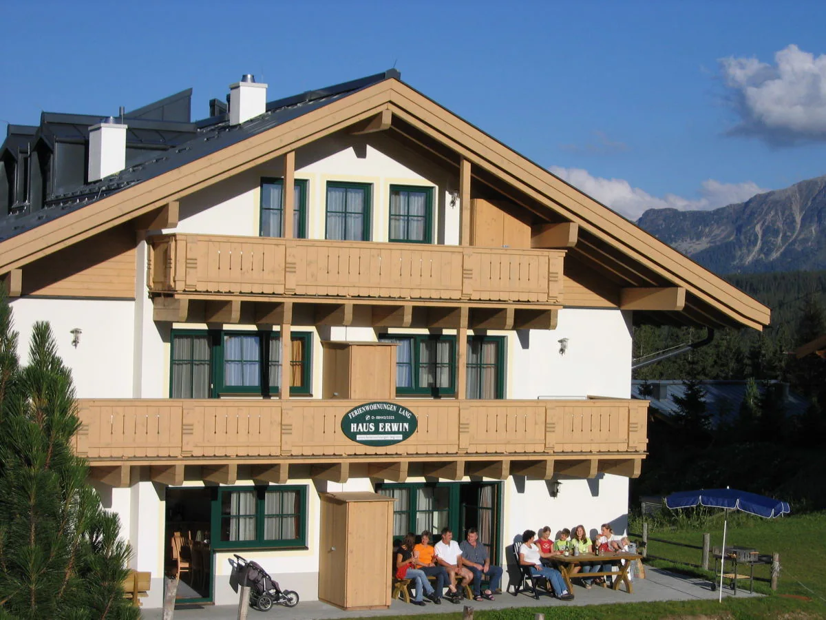 Holiday apartment with sauna for 10 people