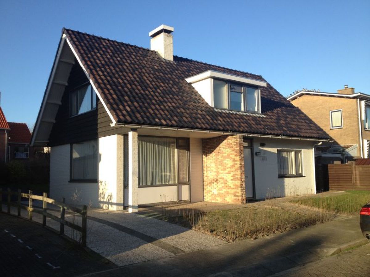 Holiday apartment Beatrixstraat 13 1st Floor - Outdoor photo 3