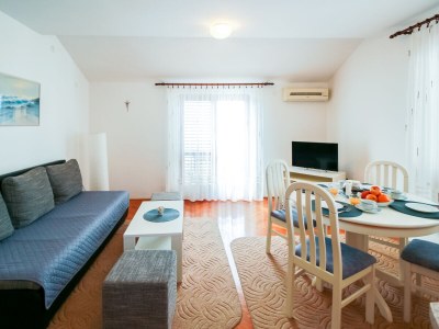 Holiday apartment Krcmar - Features photo 9