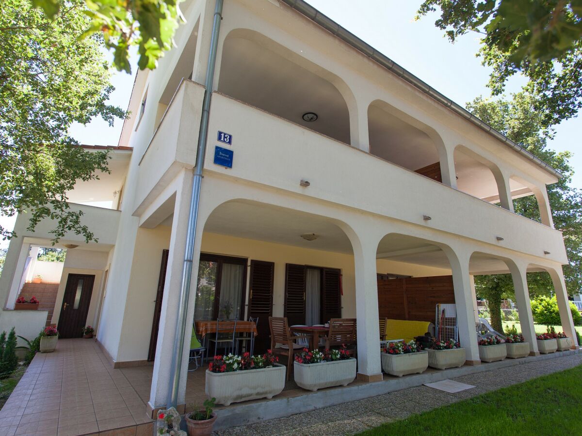 Holiday apartment Oreskovic - Outdoor photo 2