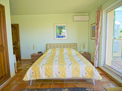 Villa with pool and fantastic sea view in Saint-Aygulf - Features photo 26