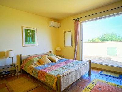 Villa with pool and fantastic sea view in Saint-Aygulf - Features photo 28