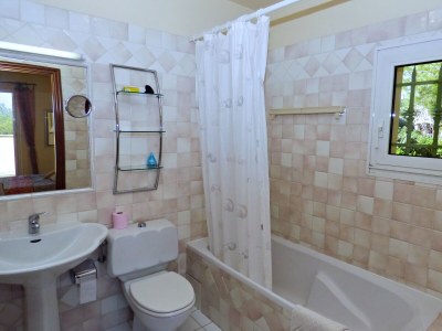 Villa with pool and fantastic sea view in Saint-Aygulf - Features photo 30