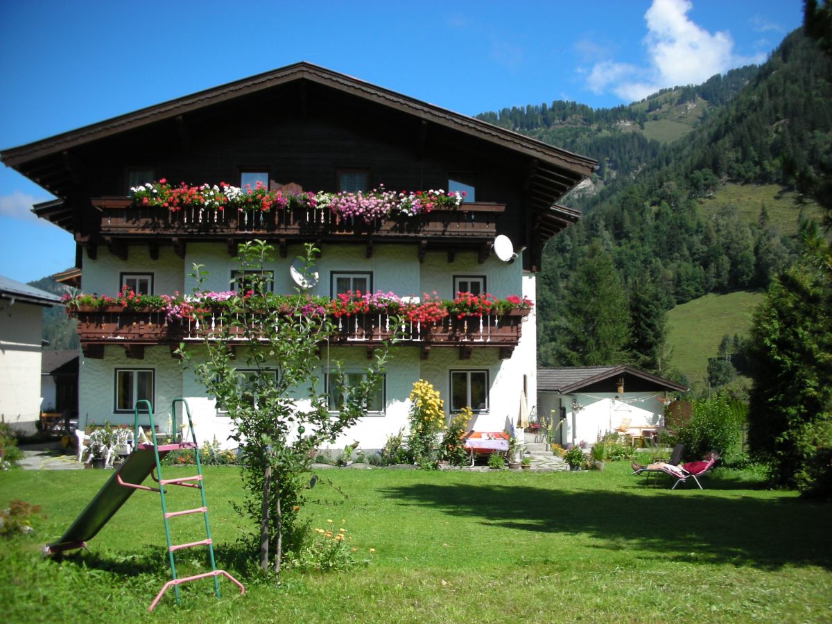 Holiday house Bergmeister - Outdoor photo 2