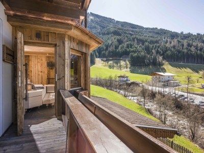 Holiday apartment Ziller at Haus Fernblick - Outdoor photo 9