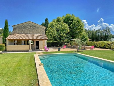 Holiday house with pool in Provence in L'Isle-sur-la-Sorgue in L'Isle-sur-la-Sorgue - Holiday house