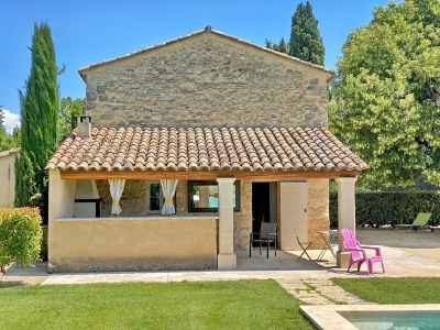 Holiday house with pool in Provence in L'Isle-sur-la-Sorgue - Outdoor photo 2