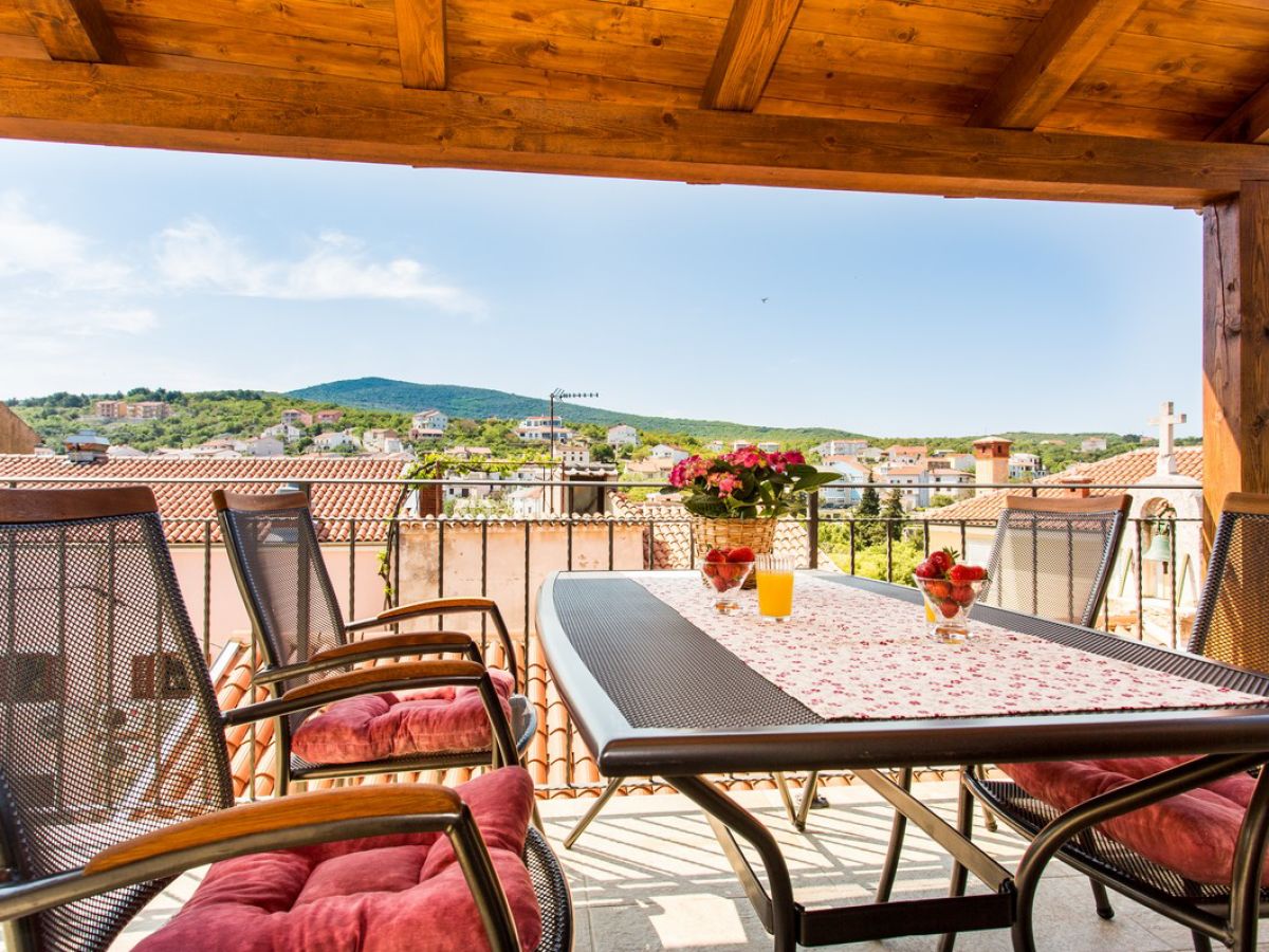 Holiday house Antonio – 3 Schlafzimmer, 3 Badezimmer, Altstadt von Vrbnik