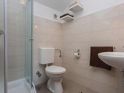 Holiday house Antonio – 3 Schlafzimmer, 3 Badezimmer, Altstadt von Vrbnik - Features photo 15