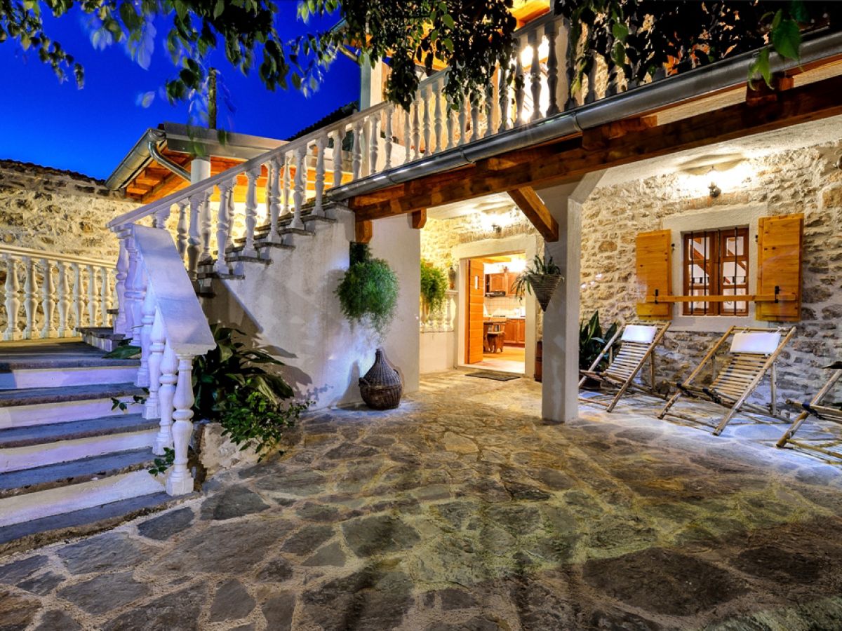 Holiday house LUPE - Outdoor photo 3