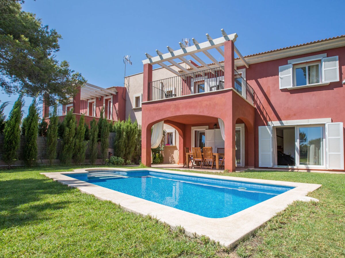 row house Villa Cala Pi