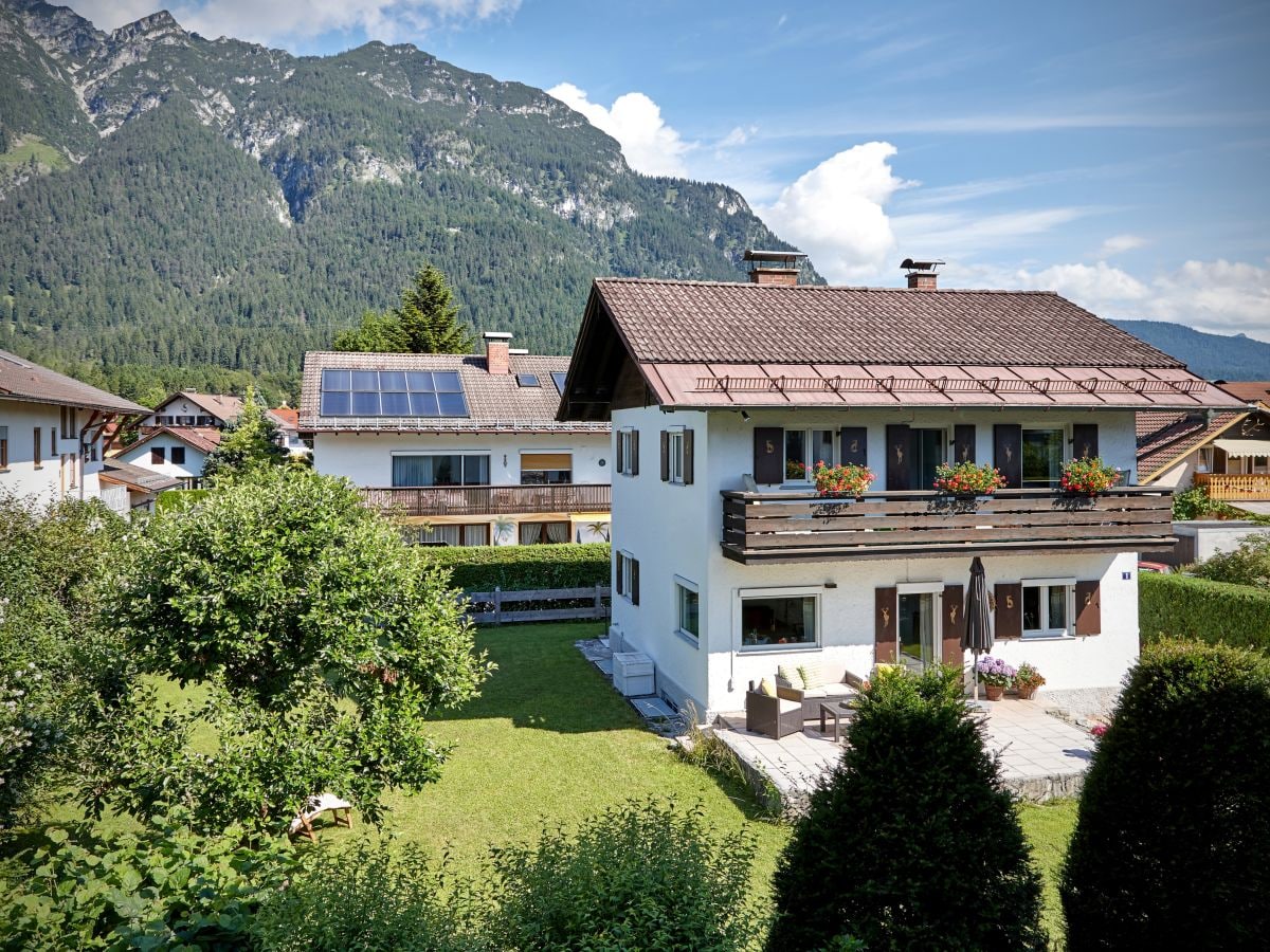 Holiday house The Alpine House - Outdoor photo 4