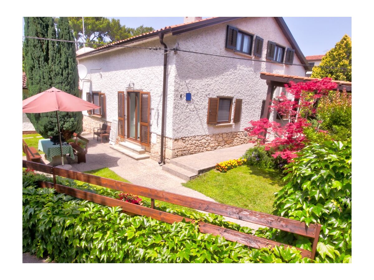 Holiday house "Vanesa" Banjole (Pula)