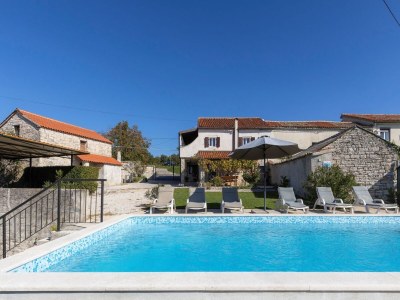 Holiday house Ana - Outdoor photo 2