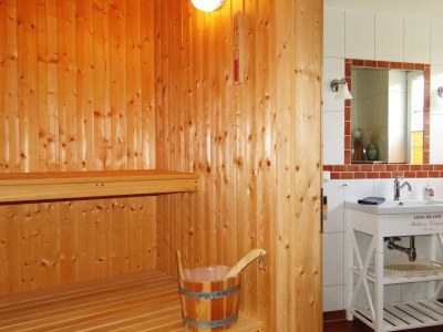 Holiday house Seekieker - Features photo 12