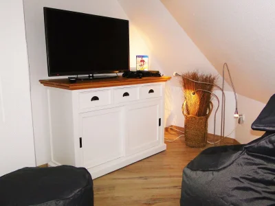 Holiday house Seekieker - Features photo 17